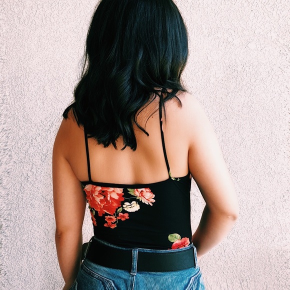 Megan Floral Bodysuit - Picture 6 of 7